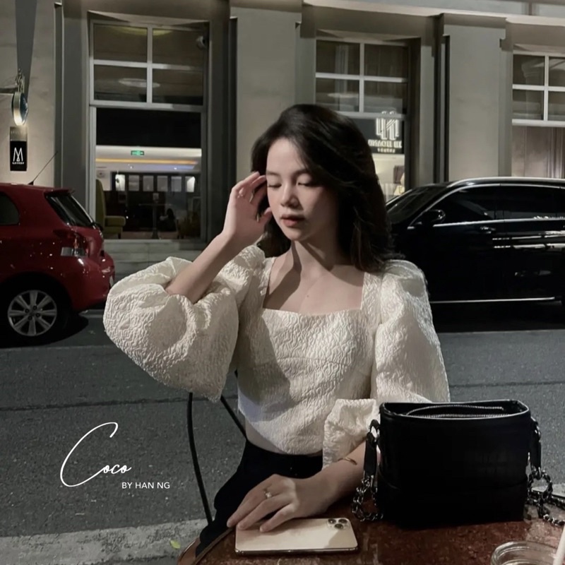 Cathy Top ÁO CỔ VUÔNG