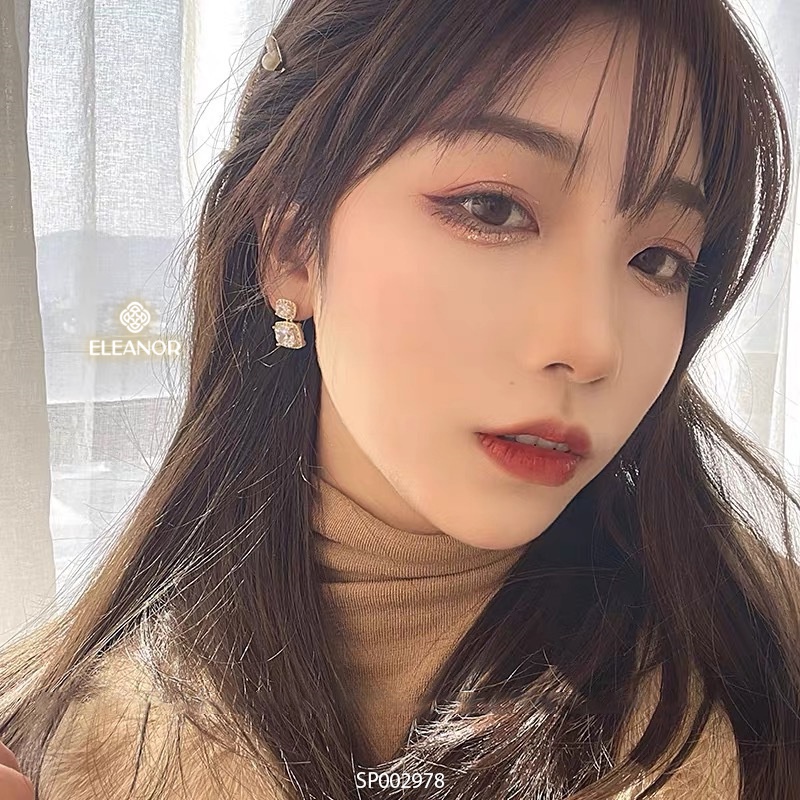 Bông tai nữ chuôi bạc 925 Eleanor Accessories hình vuông đính đá phụ kiện trang sức 2978