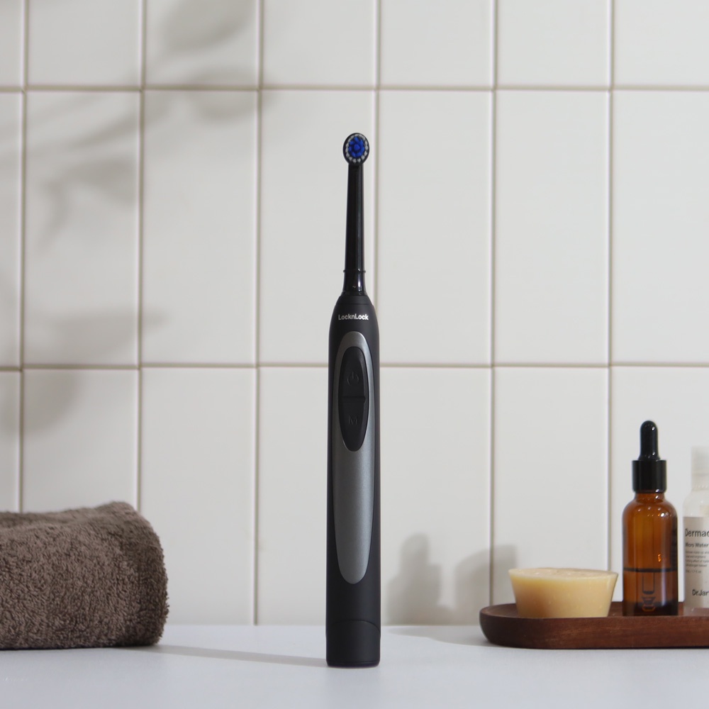 Bàn chải điện Smart oscillating electric toothbrush Lock&lock - Màu đen - ENR626BLK