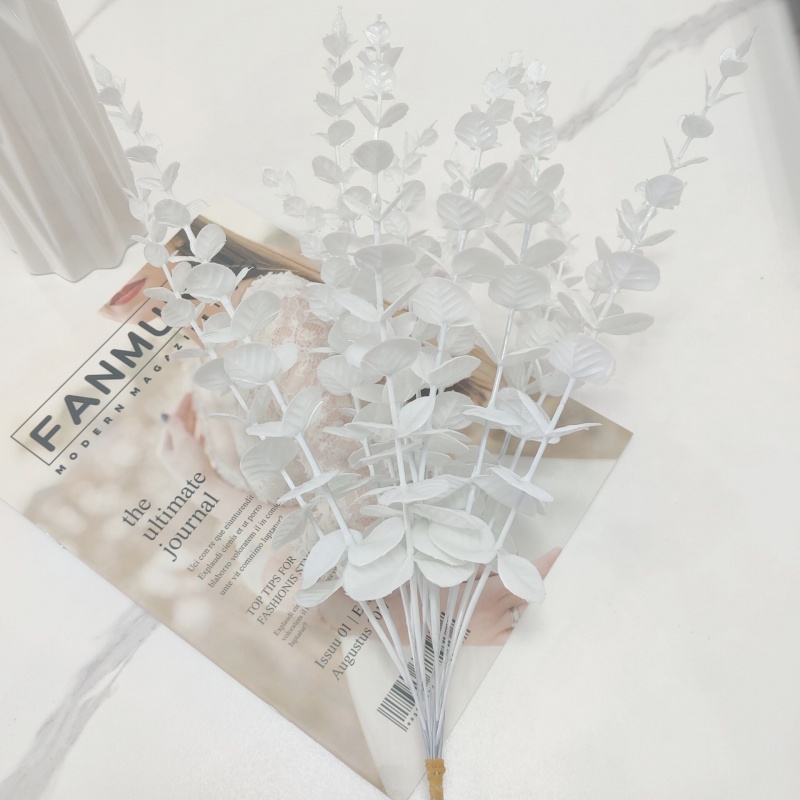 1 Nhánh Lá Bạch Đàn Nhân Tạo Trang Trí Nhà Cửa