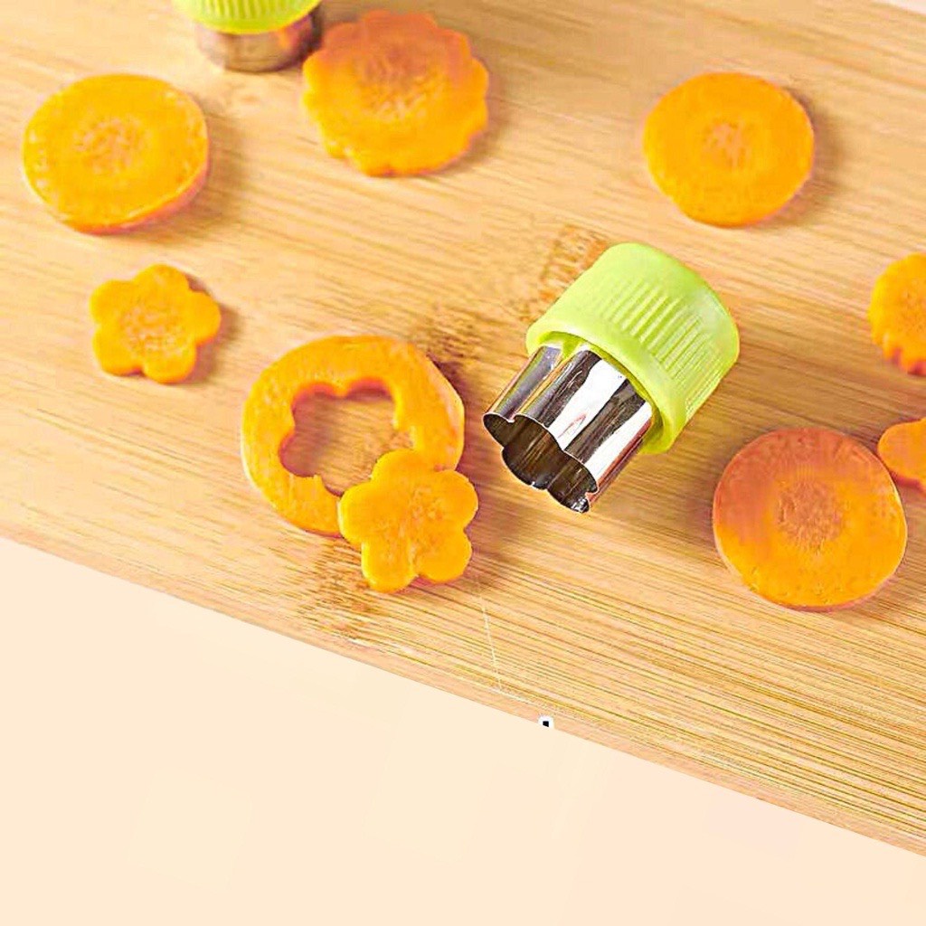 Set 3 Khuôn Tạo Hình Rau Củ Quả, Bánh Bằng Inox Dễ Thương Cho Bé Ăn Dặm