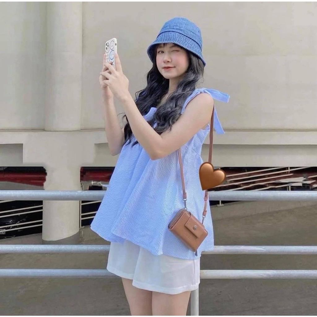 Set áo quần babydoll hai dây thắt nơ kẻ xanh và quần short trắng cực xinh Mã sản phẩm LACO27