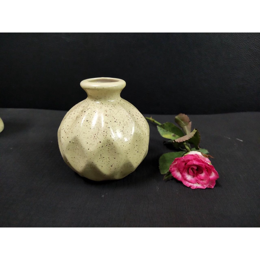 Lọ hoa, Bình hoa mini gốm sứ Bát Tràng men màu vàngtrang trí nhà cửa cực xinh