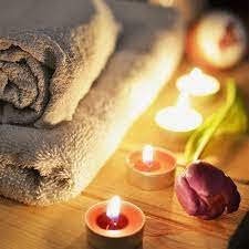 Tinh Dầu Thiên Nhiên Hoa Lavender Giúp Thư Giãn, Dễ Ngủ, Xua Đuổi Côn Trùng
