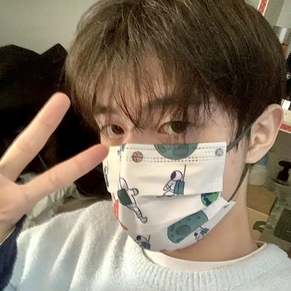 Khẩu Trang Y Tế Họa Tiết 3 Lớp | Khẩu Trang Quà Tặng In Hình Dễ Thương Dành Cho Người Lớn