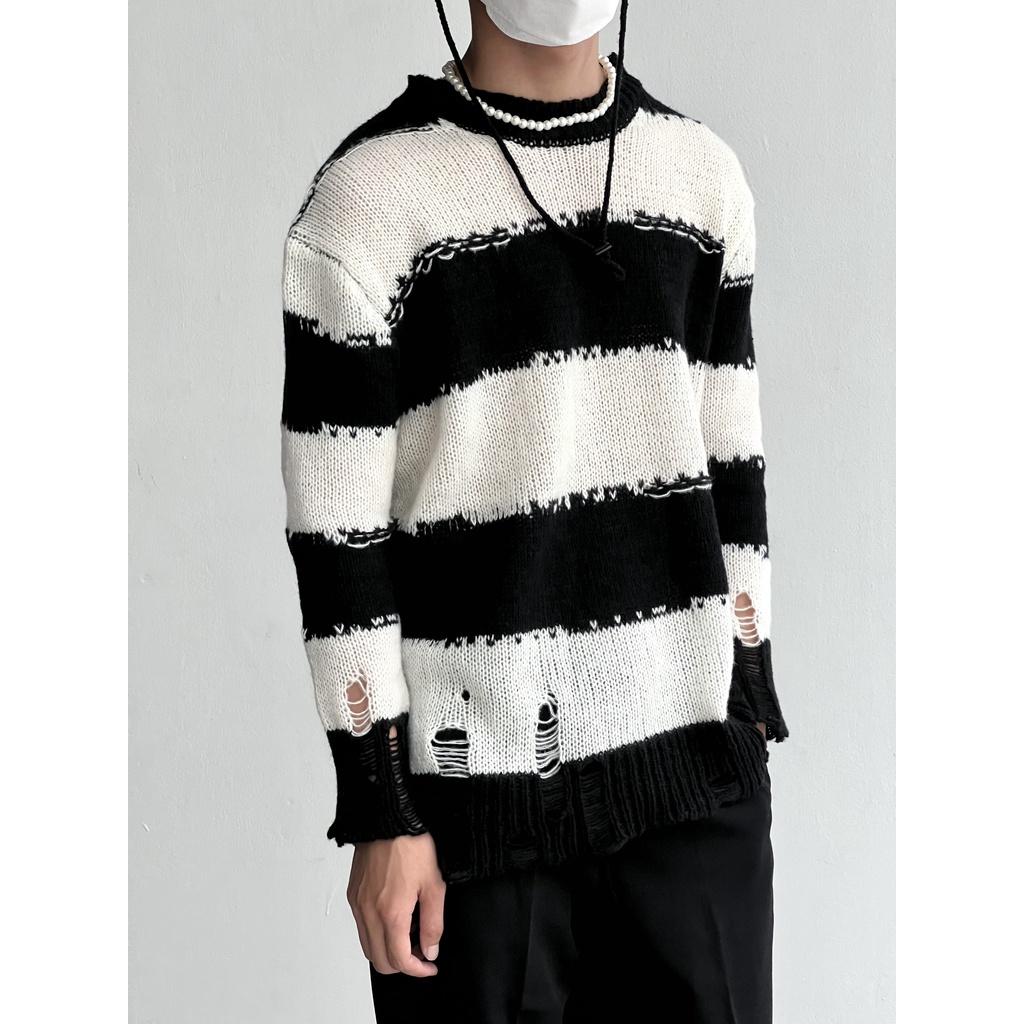Áo Len Đen trắng Nam nữ rách sọc Ngang Design