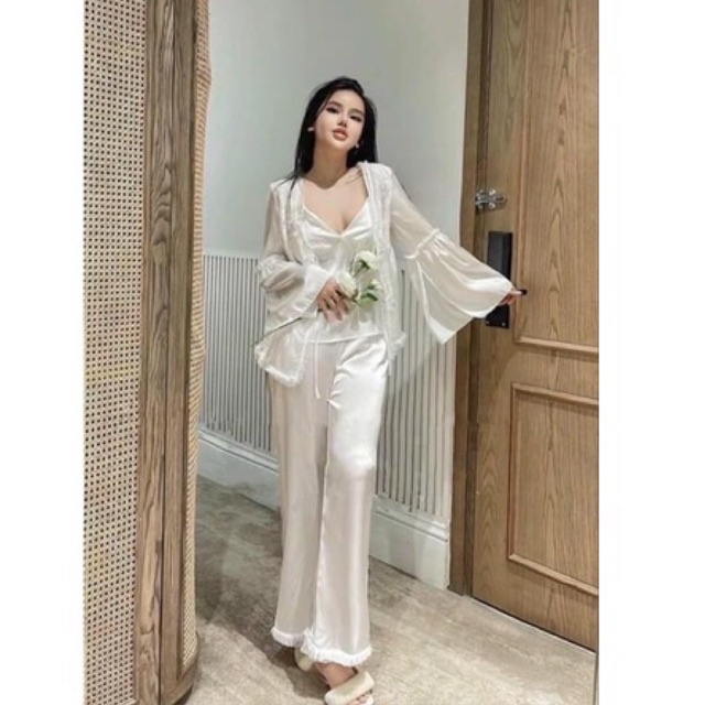 ♥️Hàng QC♥️Set choàng + bộ ngủ 2 dây dài studio trắng trơn phối voan_Thanhhien997_lụa cao cấp, kiểu dáng sang trọng 405.