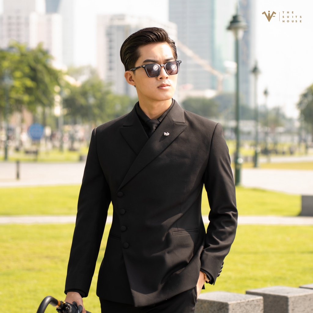 Bộ vest nam đen 4 khuy kiểu Nhật Trang, suits sartorial, chuẩn form The Suits House