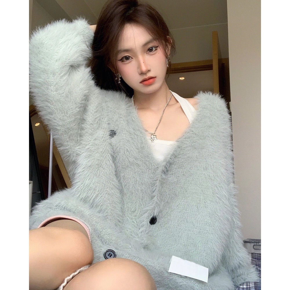 Áo Khoác Cardigan Lông Nhung Mềm Mại Thêu Họa Tiết Ngọt Ngào Đáng Yêu Cho Nữ