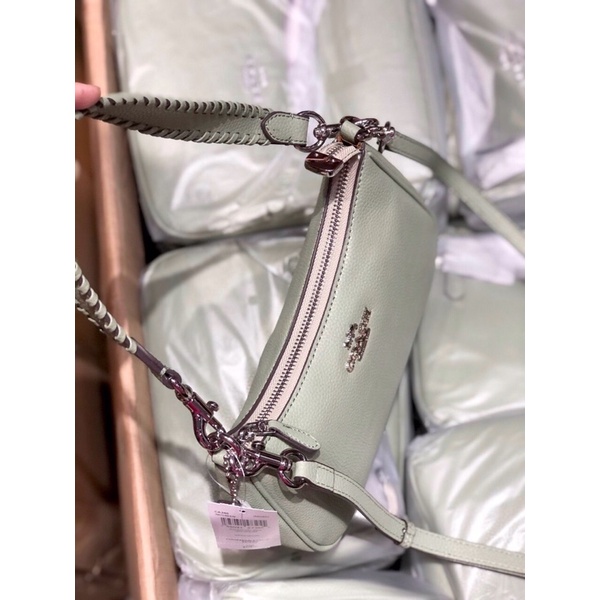 Túi Coach dáng thuyền