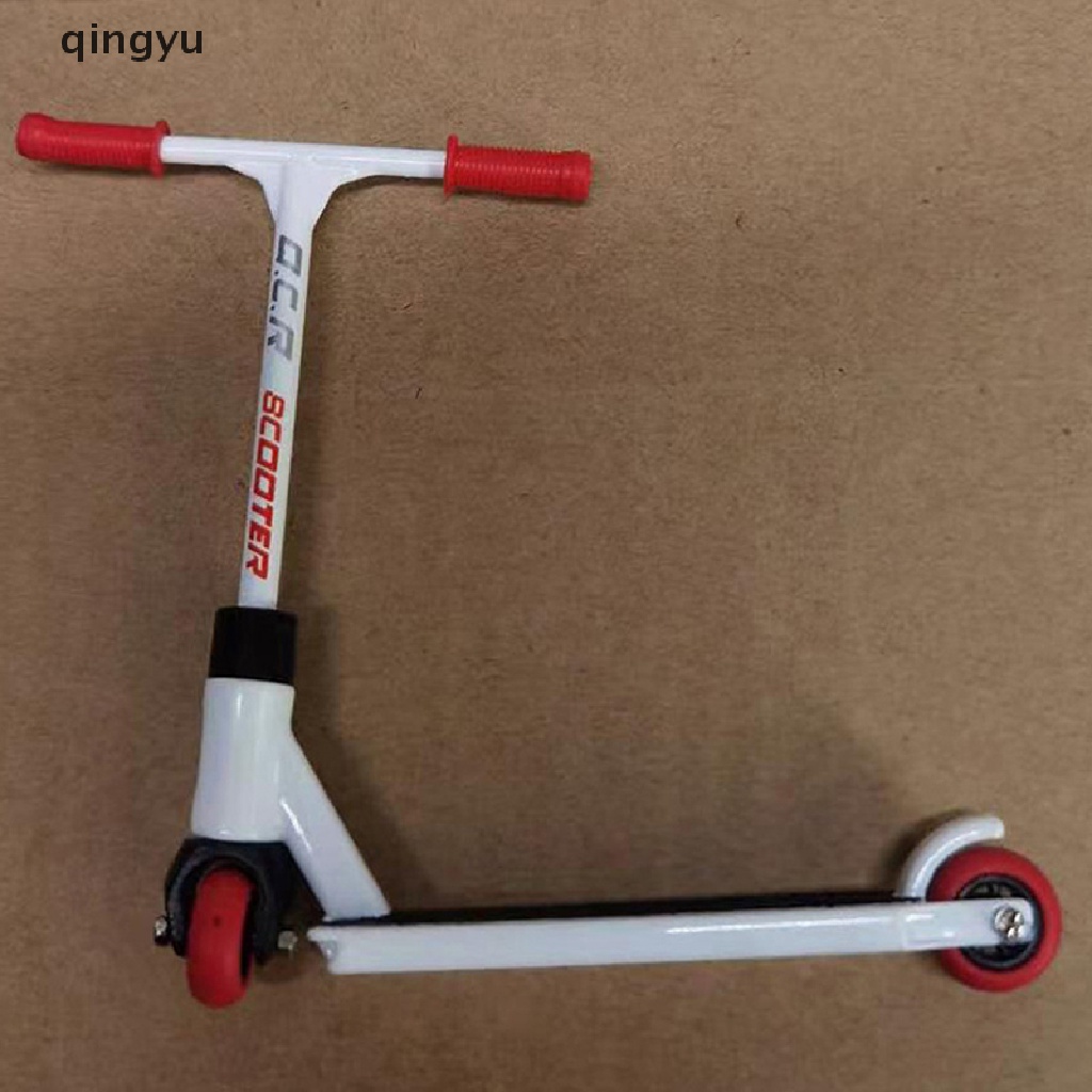 Bộ Mô Hình Xe Scooter Mini Bằng Hợp Kim Độc Đáo