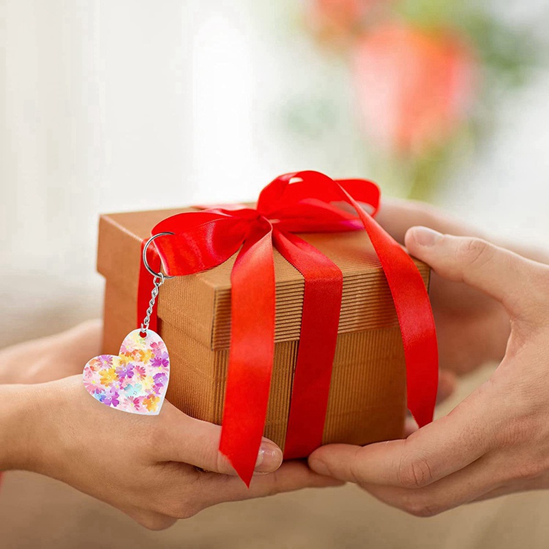 Set 100 Móc Khóa Hình Trái Tim Bằng Acrylic