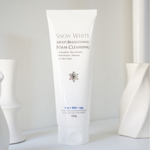 Sửa rửa mặt dưỡng ẩm, trắng da thu nhỏ lỗ chân lông Beauty Recipe Snow White Multi Brightening Foam Cleansing 180g x 2 tuýp