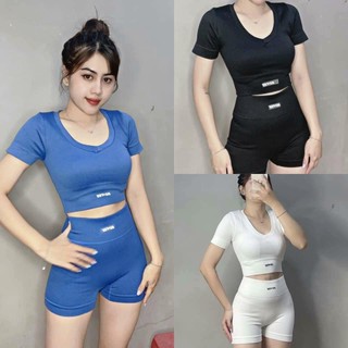 Bộ croptop botee đùi logo in loại 1