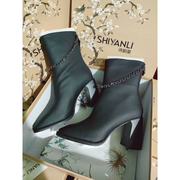 tu Boot Xích Rớt Cổ Cao Gót 8p Da Mềm Êm Fullbox Hàng Xịn Cao Cấp