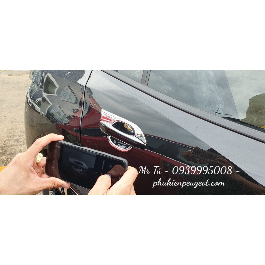 Ốp hõm mở cửa xe Peugeot 2008