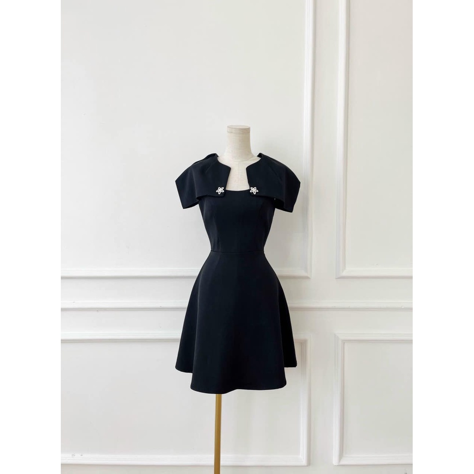 Đầm xoè tay búp hình thật