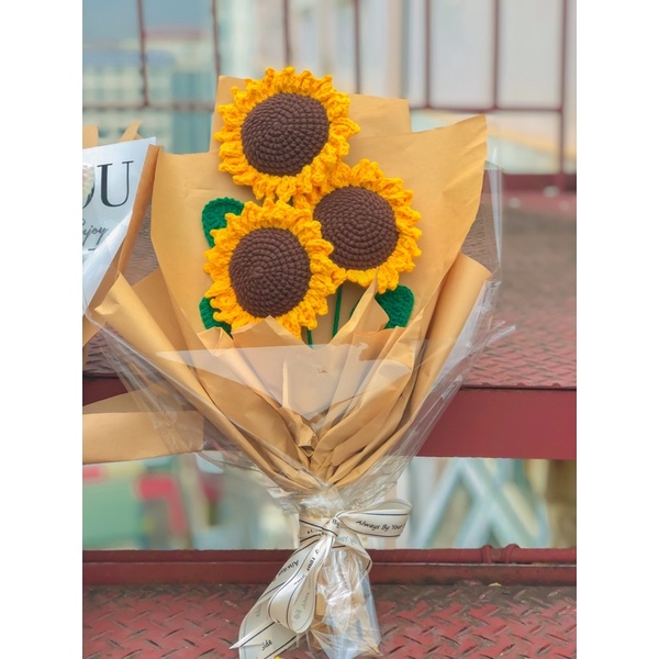 bó 3 bông hoa hướng dương làm bằng len Handmade