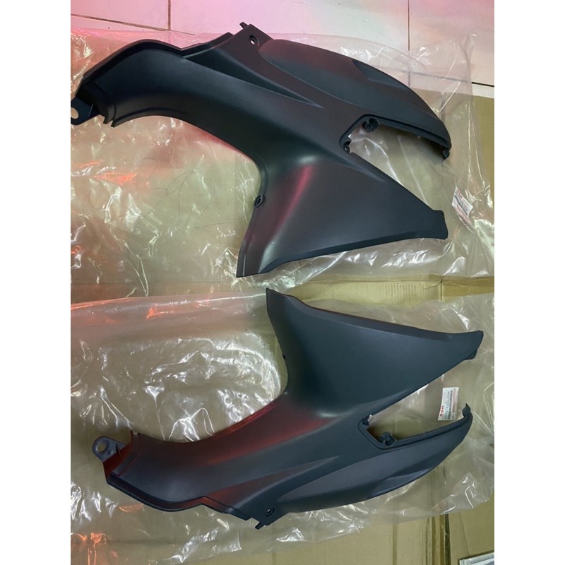 Nhựa Nhám Ốp Bình Xăng Của Dòng Xe Viva 110-Hàng chính hãng