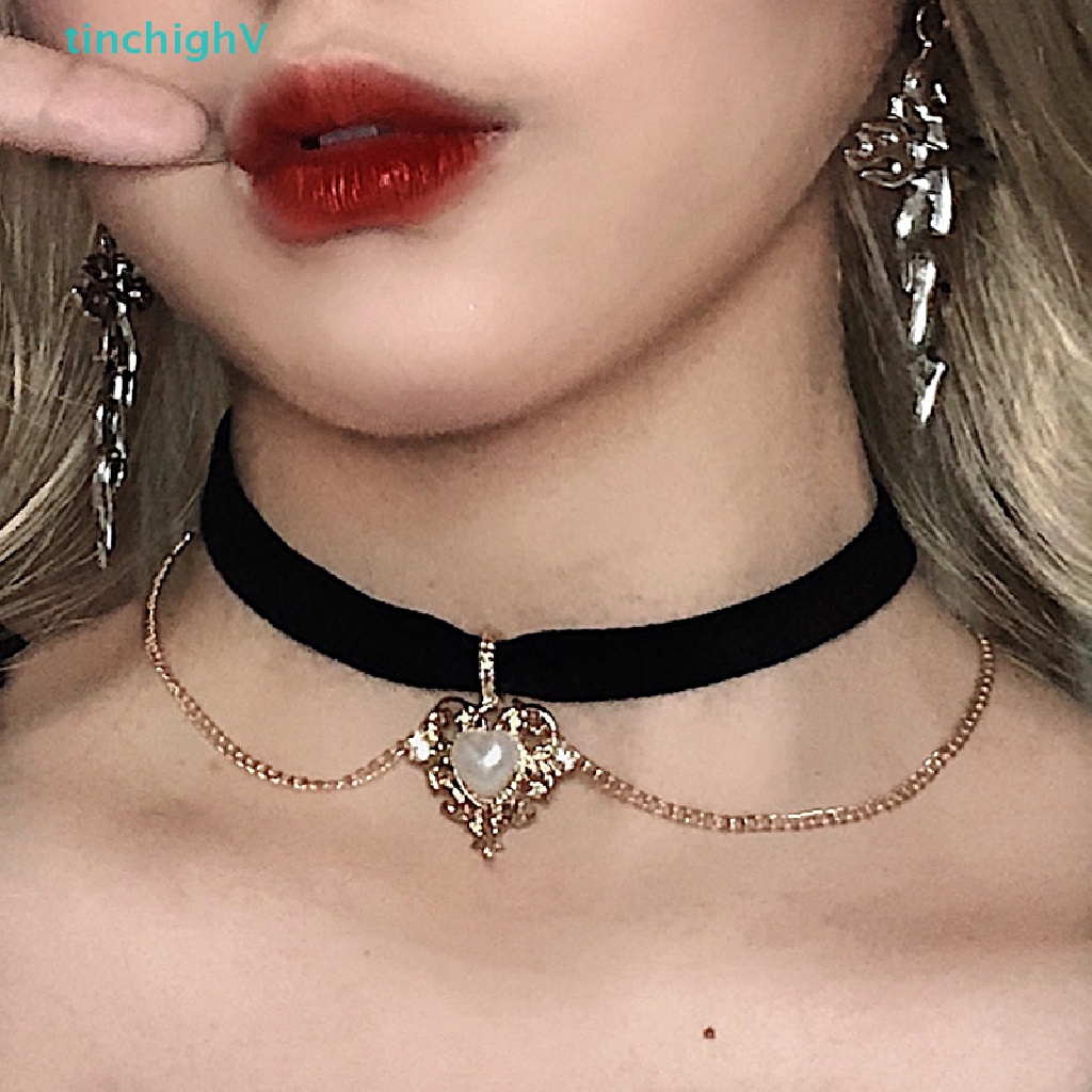 [TinchighV] Vòng Cổ Choker Nhung Đen Mặt Hình Trái Tim Cổ Điển Quà Tặng Cho Nữ [Mới]