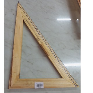 Thước eke gỗ độ chắc chắn cao, vạch chia rõ ràng sử dụng trong nhà trường - Eke gỗ