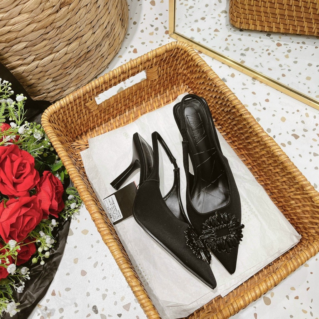 Dép cao gót. Dép sandal zara hoa đá gót 7p . FULLBOX