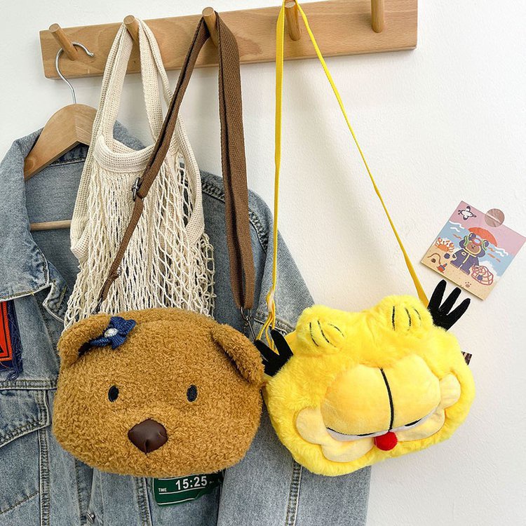 Túi đeo chéo hình GẤU NÂU đính hoa đáng yêu, túi đeo vai thú bông dễ thương