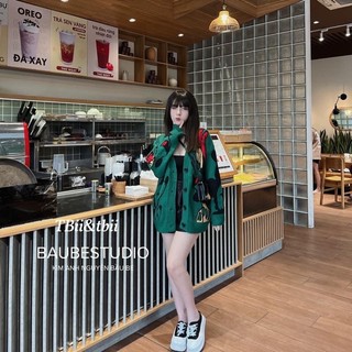 Áo Cadigan len mic ky chuẩn Bầu Bé