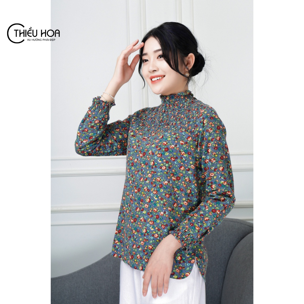 Áo tay dài nữ trung niên cổ cao, thiết kế hoa nhí có vạt xẻ thương hiệu Thiều Hoa A1206