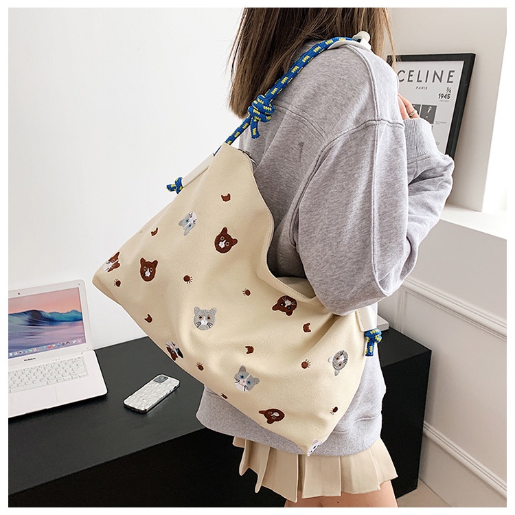 Túi Xách Đeo Vai Vải Bạt Sức Chứa Lớn Mẫu Mới 2022 Phong Cách Nhật Bản Dễ Phối Đồ Cho Nữ