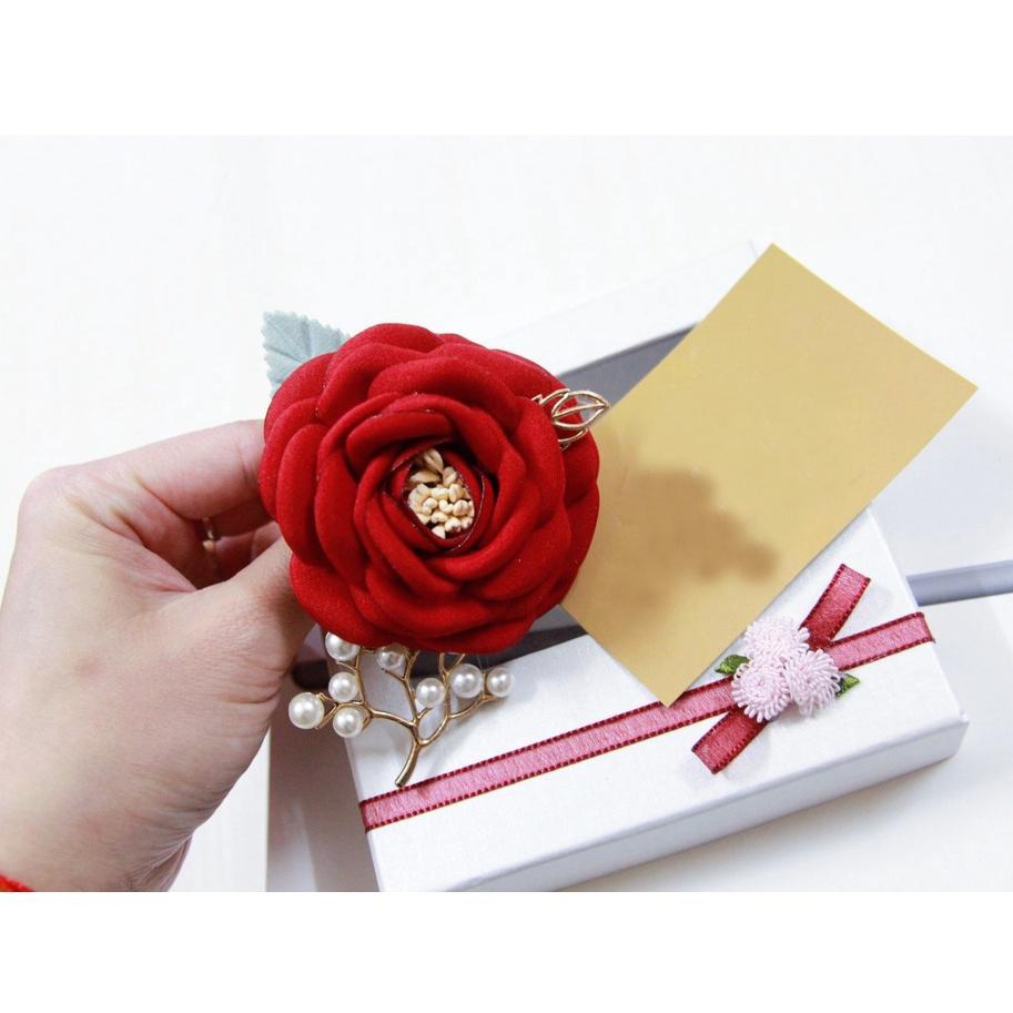 hoa cài áo handmade, cài váy mẫu hoa cánh tròn - tag cài màu đỏ [HANN- Hoa cài áo, pk thời trang]