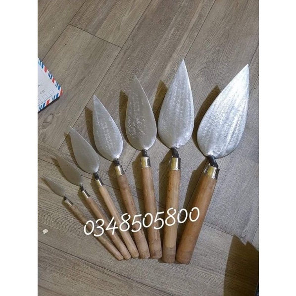 Bay đắp phù điêu