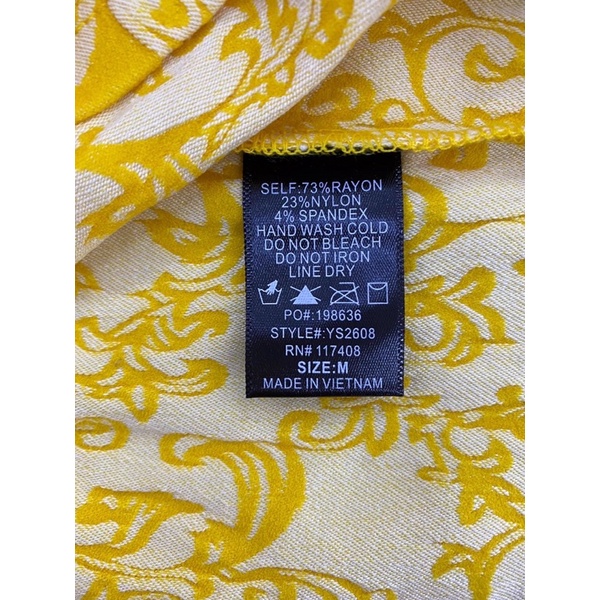 Chân váy dáng A phối nút vnxk co giãn