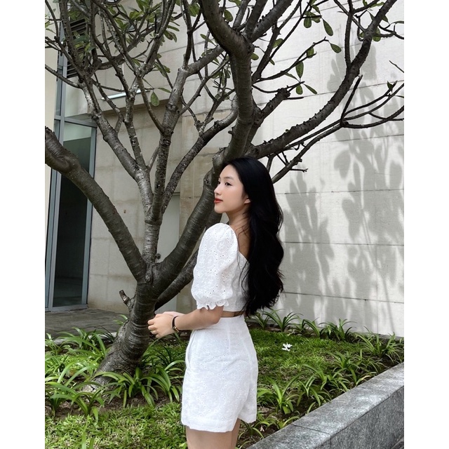 HINWORKSHOP | Set bộ áo croptop và quần short ngắn - Saldi Set | BigBuy360 - bigbuy360.vn