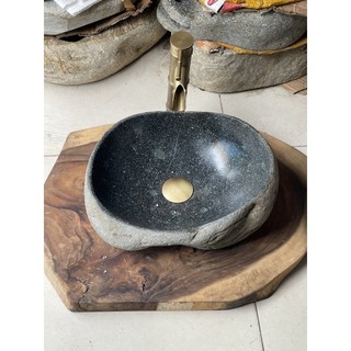 Lavabo đá cuội