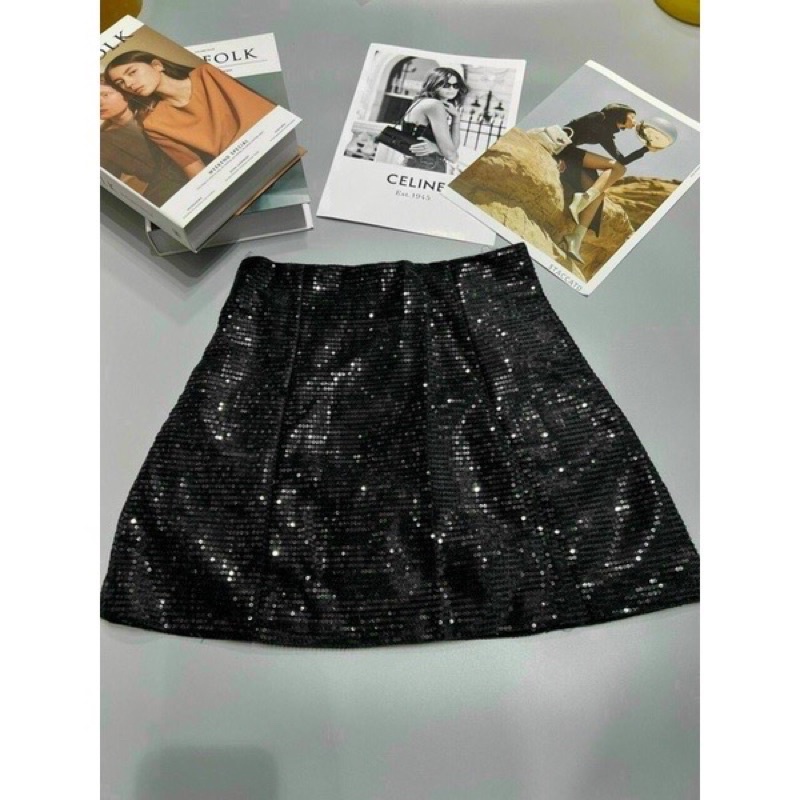CHÂN VÁY KIM SA