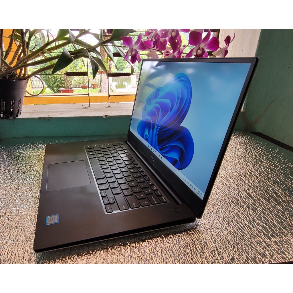 Laptop Dell Precision 5540 l Core i7- 9850H l ram 32G l SSD 1TB l Màn hình 15'6 4K [ Bảo hành 3 tháng ] hàng đẹp 99% | BigBuy360 - bigbuy360.vn