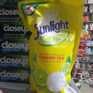 Nước Rửa Chén Bịch Sunlight Với Chiết Xuất Chanh 750g