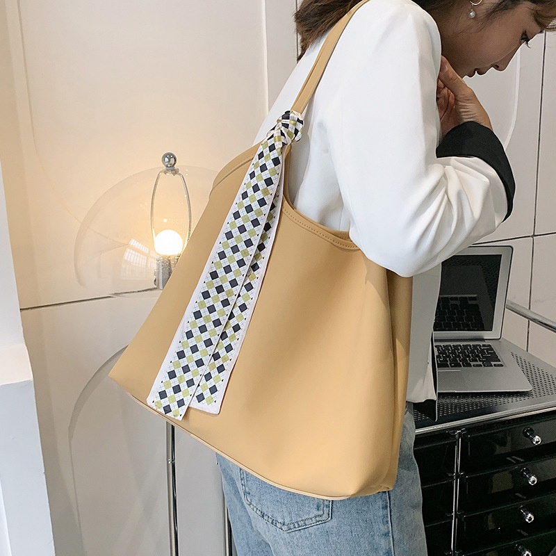 Túi Đeo Vai Cỡ Lớn Thời Trang Cho Nữ