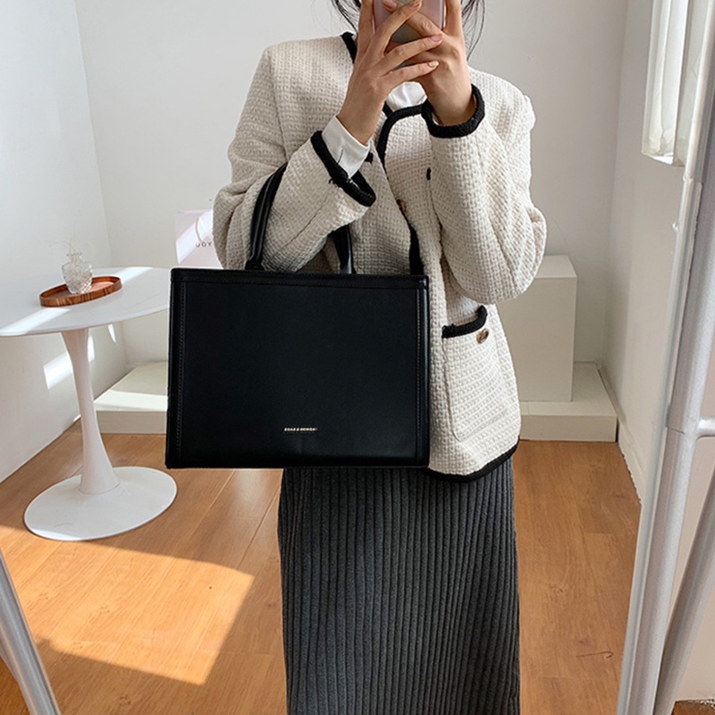 Túi đeo chéo IELGY ba chiều sức chứa lớn đơn giản dành cho nữ