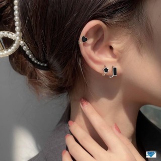 Khuyên tai tròn bấm các họa tiết cá tính