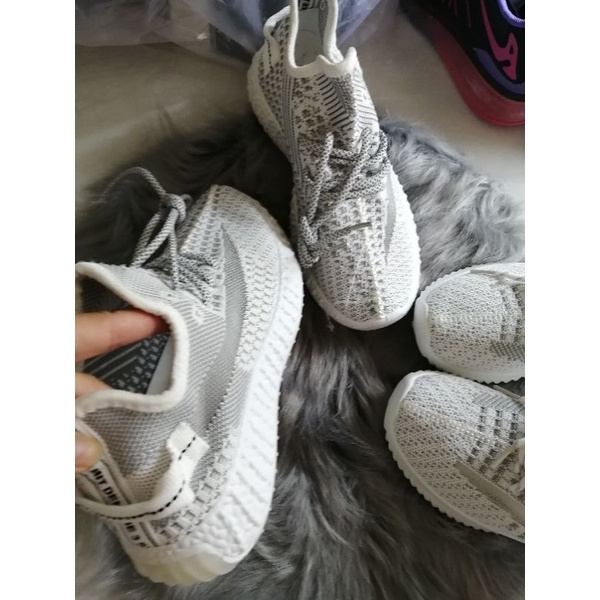 Xả kho giày thể thao mẫu xám y hình đẹp xuất sắc size 35, 38, 39