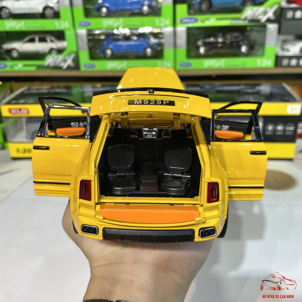 Mô hình xe bằng kim loại Rolls-Royce Cullinan tỉ lệ 1:20 hãng XLG 4 màu