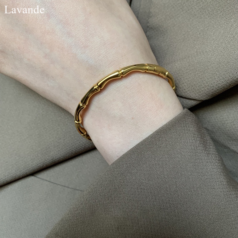 Vòng Tay Thép Titan Không Phai Màu Phong Cách Retro 65XP