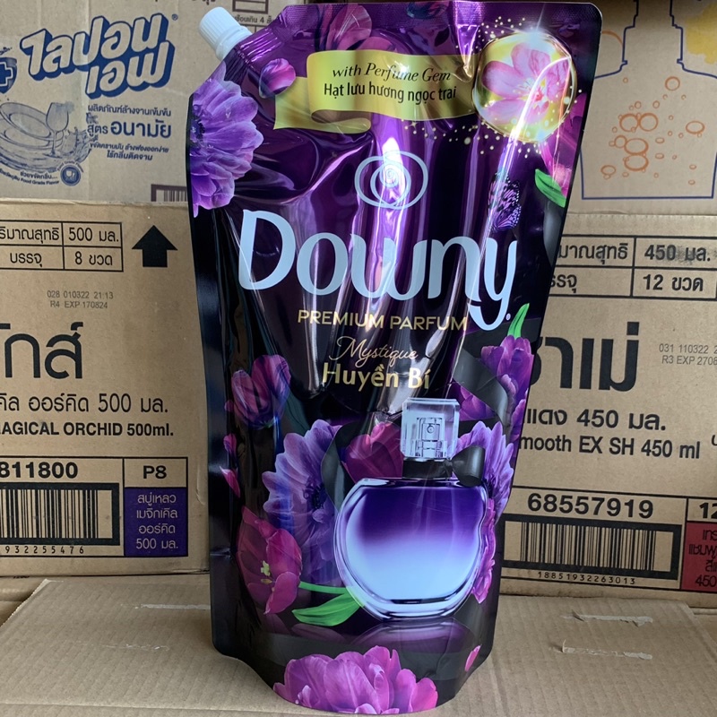 Nước xả vải đậm đặc Downy Huyền Bí 1,35L (mầu tím)