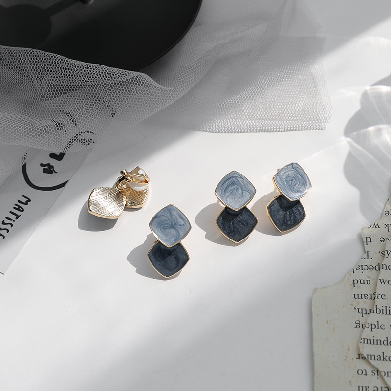 Khuyên tai kẹp không bấm lỗ chốt cố định K142 bằng hợp kim vàng hình khối dáng midi Leous Accessories