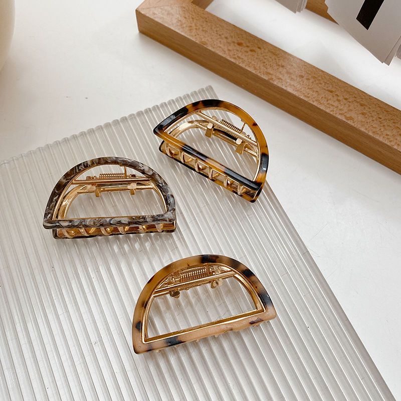 Kẹp Tóc Hình Bán Nguyệt Bằng Hợp Kim Tinh Tế Cao Cấp Phong Cách Hàn Quốc Cho Nữ