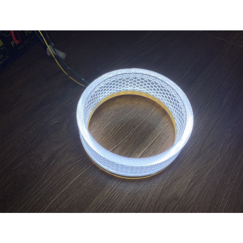 Vòng 3D Vòng BMW màu trắng