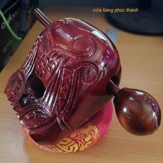 mõ chàm tụng kinh