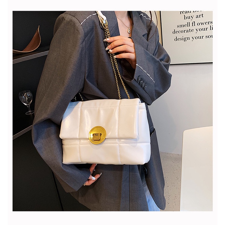 Túi Đeo Chéo Da Bóng Thời Trang Hàn Quốc 2022